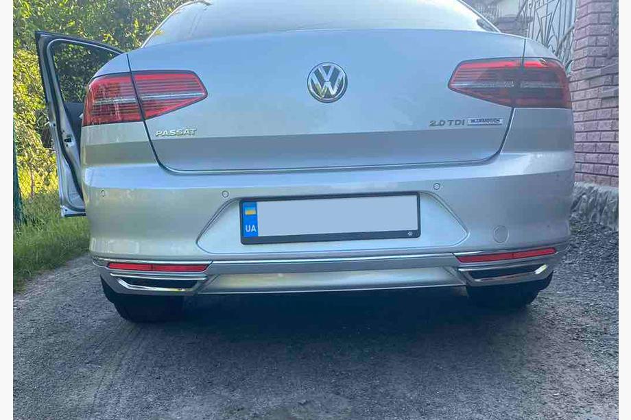 Volkswagen Passat B8 2015-2023 Nakladki imitacja koncowki wydechu SD/SW (2015-2018, 2 szt, stal nierdzewna) S-Design - Włoska Stal Nierdzewna Zdjęcia 2