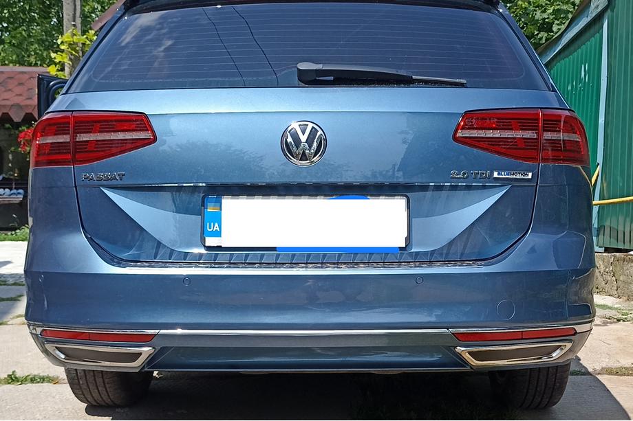 Volkswagen Passat B8 2015-2023 Nakladki imitacja koncowki wydechu SD/SW (2015-2018, 2 szt, stal nierdzewna) S-Design - Włoska Stal Nierdzewna Zdjęcia 8