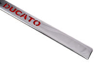 Fiat Ducato 2006-2025 Listwa LED nad tablicą rejestracyjną (stal nierdzewna) Niebieskie podświetlenie LED zdjęcia 4
