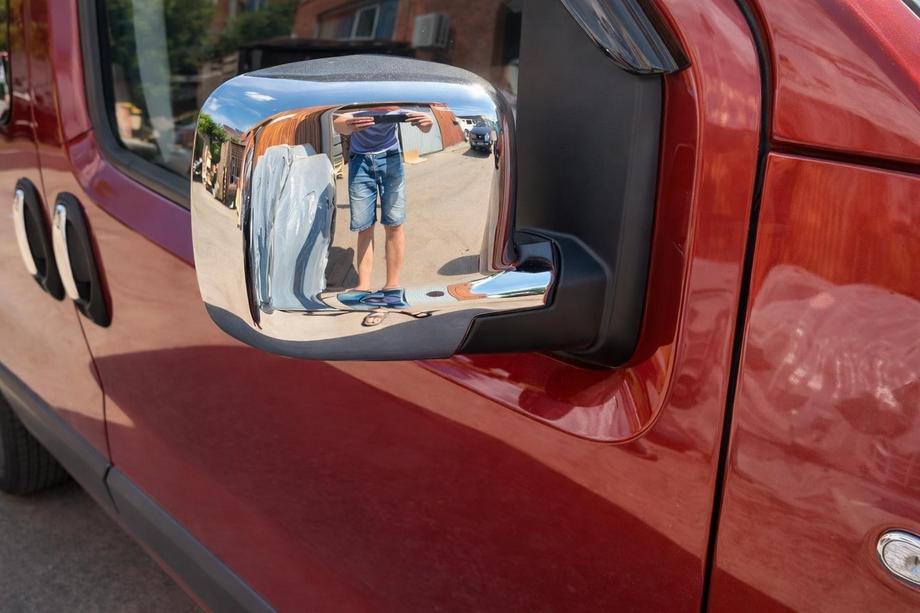Fiat Fiorino/Qubo 2008-2024 Pełne nakładki na lusterka (2 szt) OmsaLine - Chromowany Plastik Image