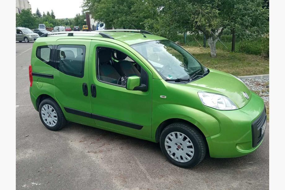 Fiat Fiorino/Qubo 2008-2024 Relingi Dachowe, Kolor Chrom Metalowe Nóżki Zdjęcia 4