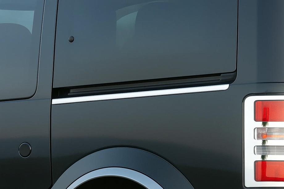 Ford Connect 2002–2006 Listwy ze stali nierdzewnej na drzwi przesuwne Image