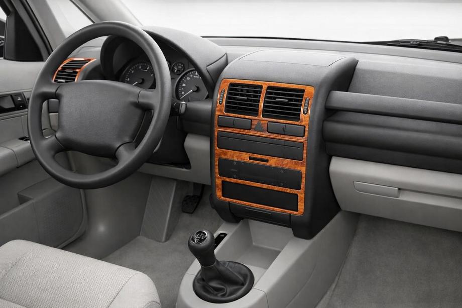 Audi A2 1999-2005 Nakładki na deskę rozdzielczą (Meric) Image