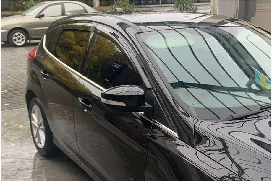 Ford Focus III 2011-2017 Listwy dolne szyb stal nierdzewna (8 szt) Image