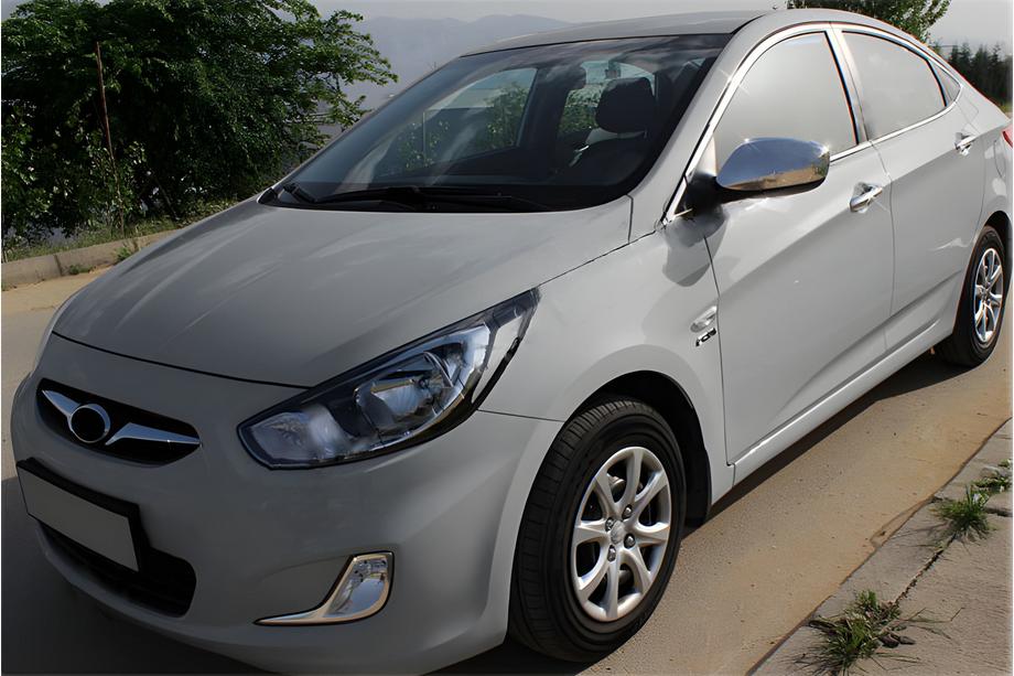 Hyundai Accent 2011-2017 Nakładki na lusterka bez wycięcia na kierunkowskaz (2 szt.) Image