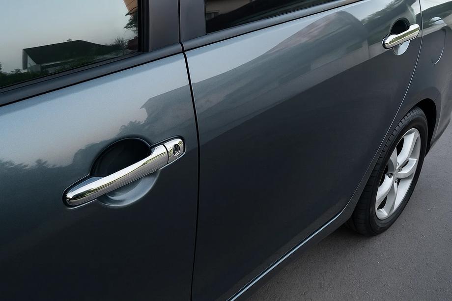 Mitsubishi Outlander 2001-2006 Chromowane Nakładki na Klamek Drzwi (4 szt, Stal Nierdzewna) OmsaLine - Włoska Stal Nierdzewna Image