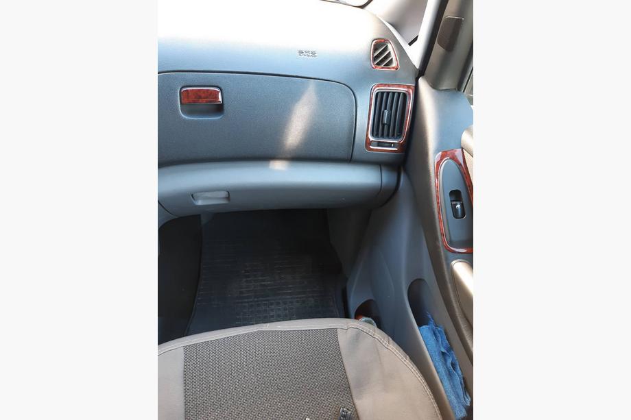 Hyundai H300, H1, Starex 2008-2020 Nakładki na deskę rozdzielczą (Big Set) Zdjęcia 9