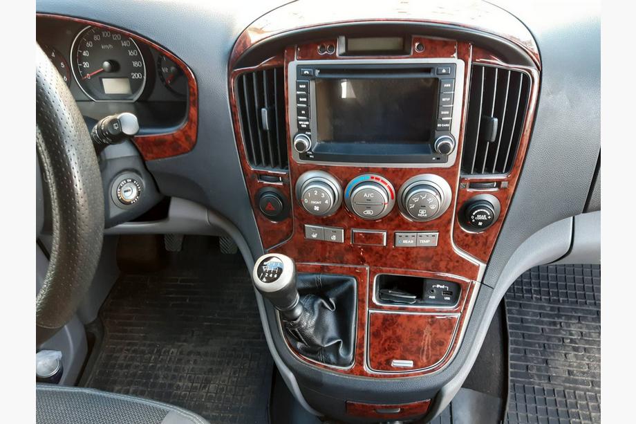 Hyundai H300, H1, Starex 2008-2020 Nakładki na deskę rozdzielczą (Big Set) Zdjęcia 8