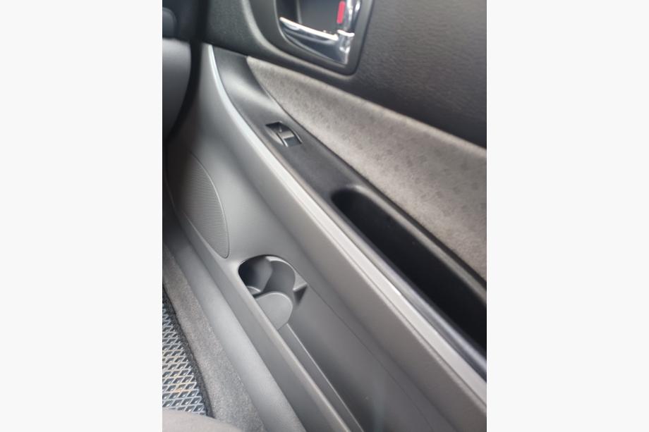 Mazda 6 2003-2008 Nakładki na Deskę Rozdzielczą Zdjęcia 8