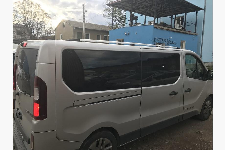 Opel Vivaro 2015-2019 Relingi Dachowe Chromowane Długie, plastikowe stopki Zdjęcia 5
