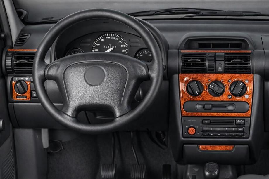 Opel Corsa B 1993-2004 Nakładki na Deskę Rozdzielczą Aluminium Image