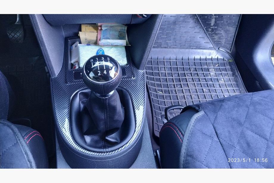 Volkswagen Touran 2003-2010 Nakładki na Deskę Rozdzielczą Zdjęcia 13