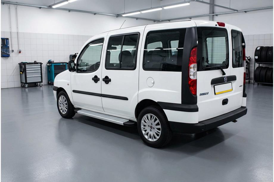 Fiat Doblo I 2001-2005 Progi Boczne Maya V2 (2 szt., Aluminium) Image