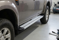 Ford Ranger 2007-2011 Progi Boczne Maya V2 (2 szt., Aluminium) zdjęcia 1