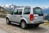 Land Rover Discovery III 2004–2009 Progi Boczne Maya V2 (2 szt., Aluminium) zdjęcia 1