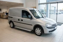 Opel Combo 2002–2012 Progi Boczne Maya V2 (2 szt., Aluminium) zdjęcia 1