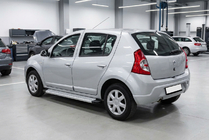Renault Sandero 2007-2013 Progi Boczne Maya V2 (2 szt., Aluminium) zdjęcia 1