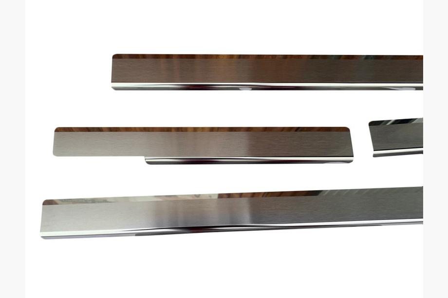 Toyota Land Cruiser Prado 120 2002-2009 Nakładki na Progi Nataniko (4 szt., Stal Nierdzewna) Premium - Taśma 3M, 0,8mm Zdjęcia 2