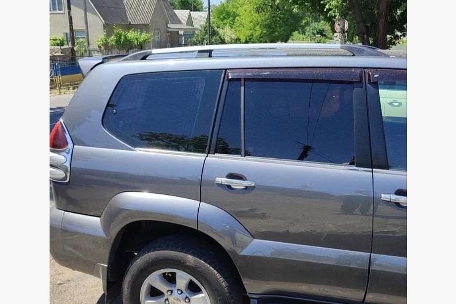 Toyota Land Cruiser Prado 120 2002-2009 Relingi dachowe Chrom tureckie Stopki plastikowe Image