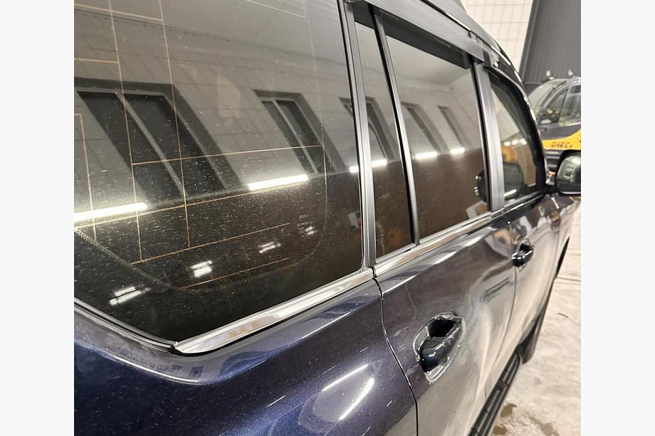Toyota Land Cruiser Prado 150 2009-2023 Listwy Ozdobne na Okna (6 szt, Stal Nierdzewna) Carmos - Turecka Stal Nierdzewna Image
