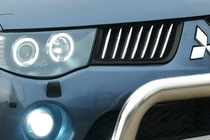 Mitsubishi L200 2006-2015 Chromowane Nakładki na Grill (14 szt, Stal Nierdzewna) zdjęcia 1