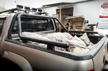 Volkswagen Amarok 2010-2022 Pałąk na nadwozie (czarny) zdjęcia 2