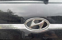 Hyundai Tucson JM 2004- Emblemat (samoprzylepny, 125 mm (65 mm)) zdjęcia 1
