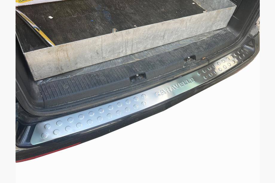 Volkswagen T5 2010-2015 Nakładka na tylny zderzak prosta (Omsa, stal nierdzewna) Multivan Image