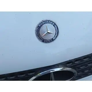 Emblemat maski Mercedes (Mocowanie) zdjęcia 2