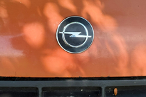 Opel Kadett 1984-1991 Emblemat, Turcja zdjęcia 1