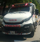 Iveco Daily 2014- Daszek na przednią szybę V1 (czarny połysk, 5mm) zdjęcia 4