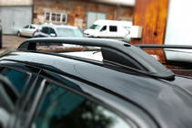 Nissan Juke 2010-2019 Relingi dachowe Skyport (czarne) zdjęcia 1