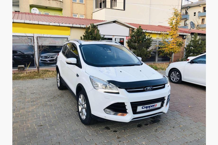 Ford Kuga/Escape 2013-2019 Deflektor maski 2013-2016 EuroCap Zdjęcia 6