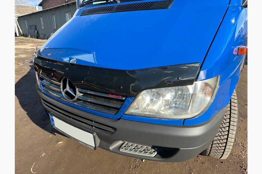 Mercedes Sprinter W901/902/903/904/905 1995–2006 Deflektor maski 2000-2006 (EuroCap) Zdjęcia 2