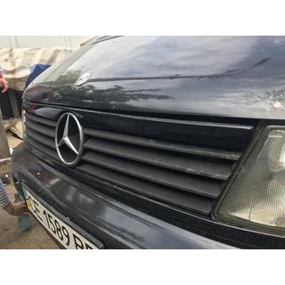 Listwa na grill (plastik) Mercedes Vito W638 1996-2003 zdjęcia 2