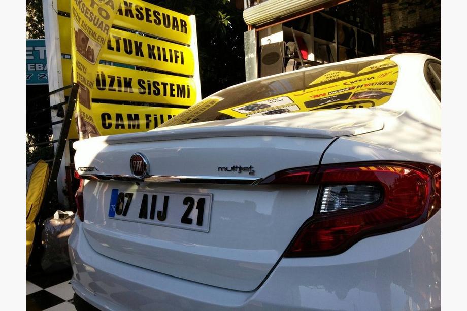 Fiat Tipo 2016- Spojler do malowania (włókno szklane) Zdjęcia 4