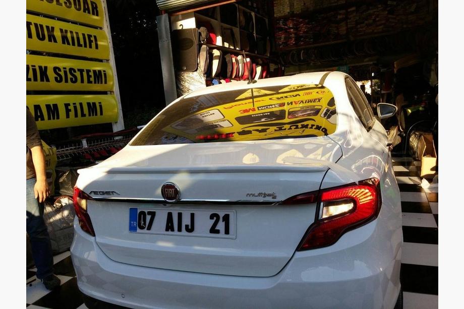 Fiat Tipo 2016- Spojler do malowania (włókno szklane) Zdjęcia 6