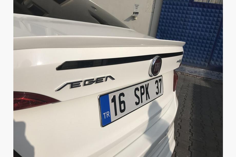 Fiat Tipo 2016- Spojler do malowania (włókno szklane) Zdjęcia 9