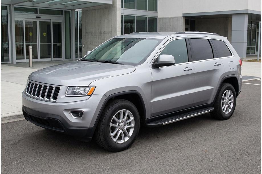 Jeep Grand Cherokee WK2 2010-2021 Progi Boczné Duru (2 szt., Aluminium) Image