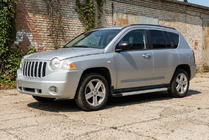 Jeep Compass 2006-2016 Progi Boczne Maya V2 (2 szt., Aluminium) zdjęcia 1