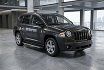 Jeep Compass 2006-2016 Progi Boczné Maya V1 (2 szt., Aluminium) zdjęcia 1