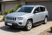 Jeep Compass 2006-2016 Progi Boczné RedLine V1 (2 szt., Aluminium) zdjęcia 1