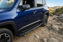 Jeep Renegade 2014- Progi Boczne RedLine Black (2 szt., Aluminium) zdjęcia 1