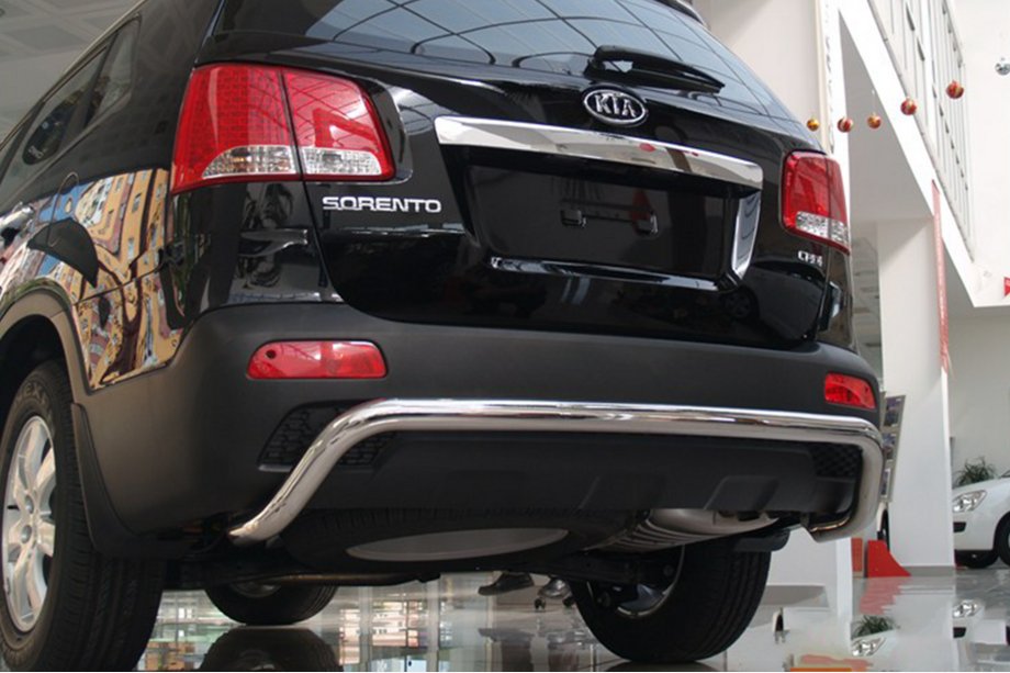 Kia Sorento II XM 2009-2014 Tylna Belka AK007 (Stal Nierdzewna) Zdjęcia 2