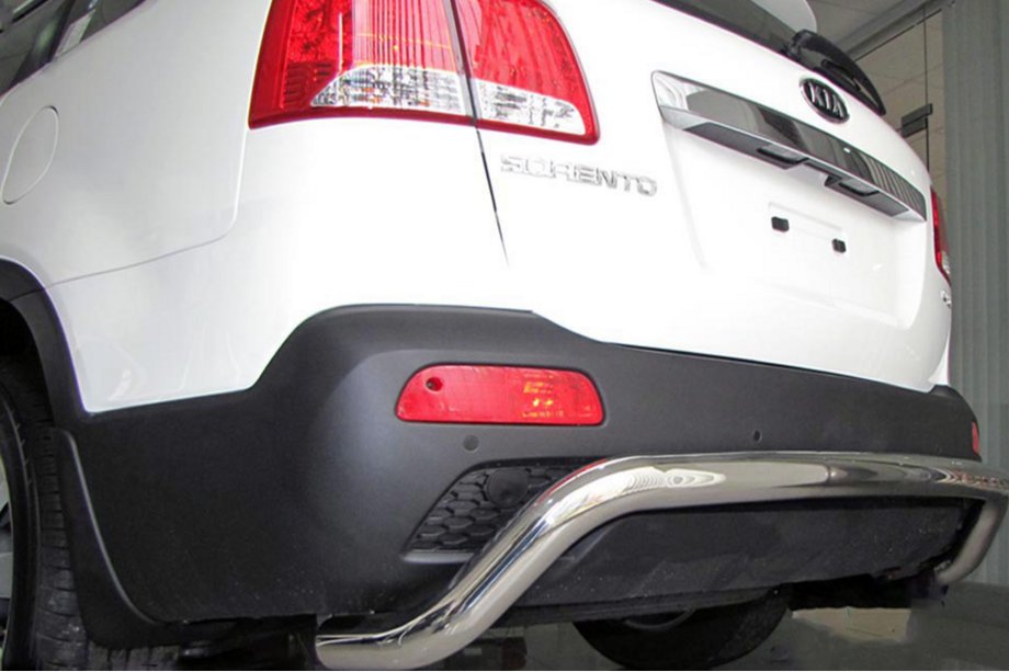 Kia Sorento II XM 2009-2014 Tylna Belka AK007 (Stal Nierdzewna) Zdjęcia 1