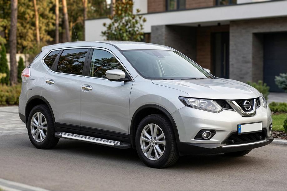 Nissan X-trail T32/Rogue 2014-2021 Progi Boczne Line (2 szt., Aluminium) Image