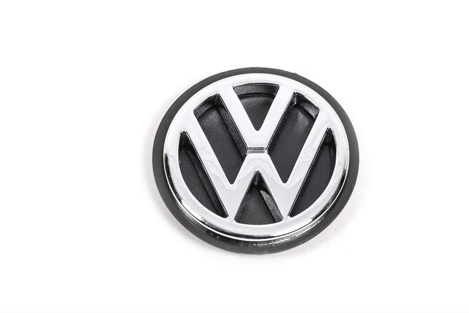 Volkswagen Golf 3 1991-2001 Emblemat tylny 3A9 853 630 (wzór oryginalny) Image