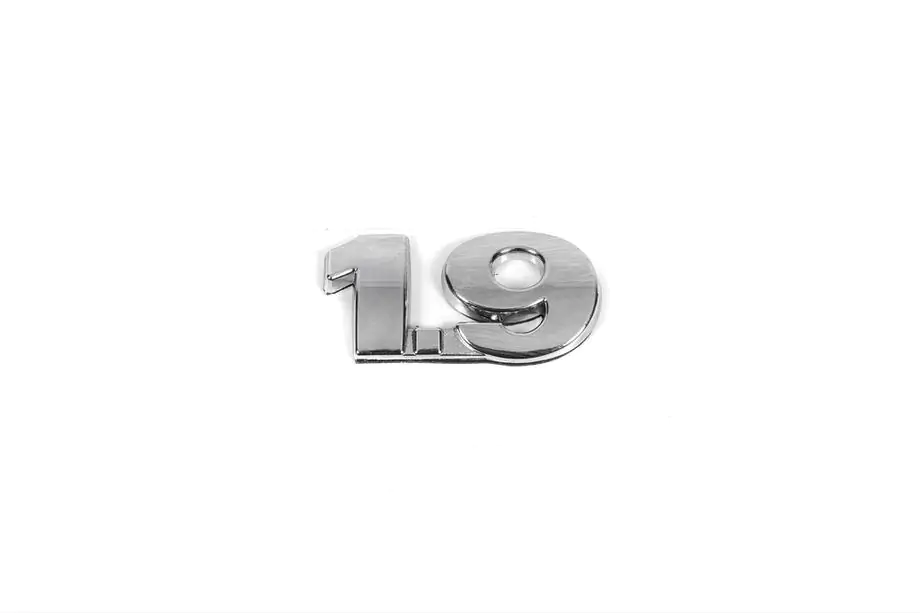 Volkswagen Golf 4 1997-2006 Emblemat 1.9 (jak oryginał) Image