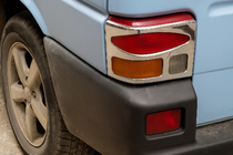 Volkswagen T4 Transporter 1990-2003 Nakładki na Lampy Tylne (2 szt., Stal Nierdzewna) Carmos - Turecka Stal Nierdzewna zdjęcia 1