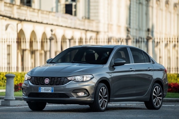 Przegląd sedan Fiat Tipo